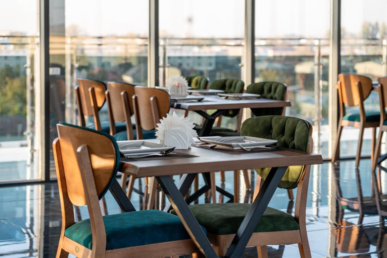 Rayyan Hotel & Spa Taskent Exterior foto